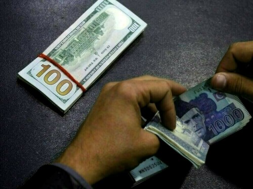 ڈالر کے مقابلے روپیہ مزید گراوٹ کا شکار