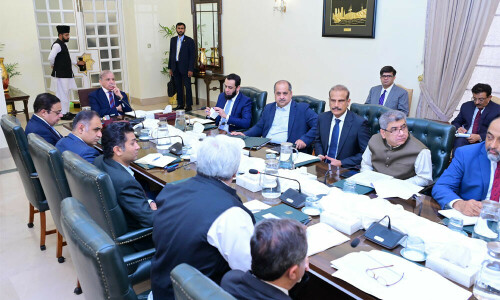 FBR reforms: PM calls for launching digital invoicing system in Urdu