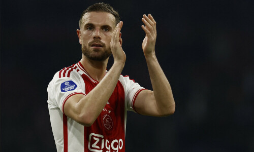 Former Liverpool captain Henderson joins Brentford after Ajax exit
