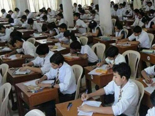 قومی اسمبلی کی قائمہ کمیٹی کا کیمبرج امتحانی پرچے کے افشا ہونے پر رپورٹ کا جائزہ
