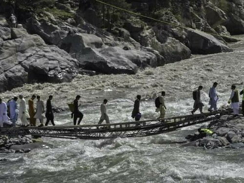 شدید مون سون بارشیں، ملک بھر میں جاں بحق ہونے والوں کی تعداد 200 سے تجاوز کر گئی