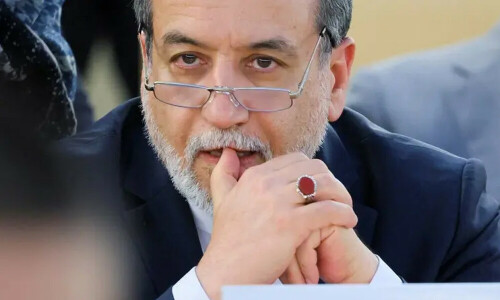 Iran defends &lsquo;unshakable&rsquo; right to enrich uranium ahead of key talks