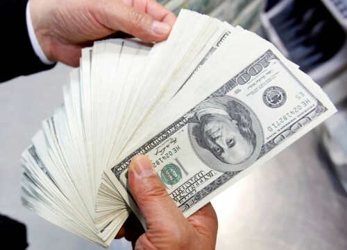 Dollar heads for biggest weekly drop in a month as focus shifts to Fed, BOJ meets