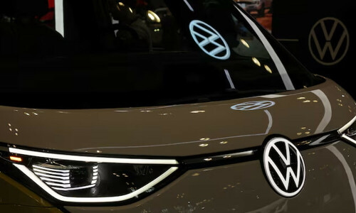 Volkswagen lowers guidance as tariffs hit profit in second quarter