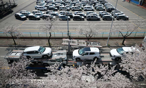 Kia Corp takes $570 million hit from US tariffs in second quarter