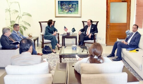 Finance minister, US Charg&eacute; d&rsquo;Affaires discuss strengthening economic, trade cooperation