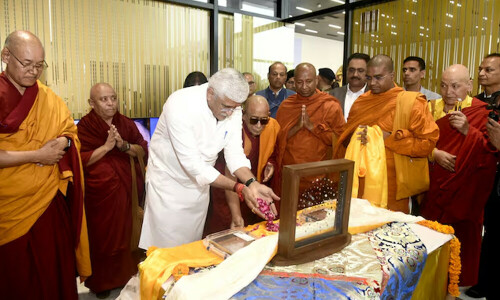 Buddhist gem collection returns to India after 127 years