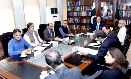 PM’s Fan Replacement Programme: Aurangzeb orders launch preparations by month-end