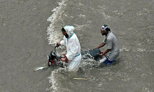 Heavy rains trigger urban flooding in Lahore