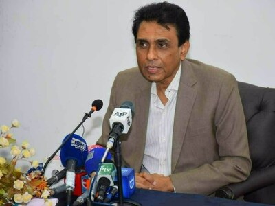 Dr Khalid announces end of educational quotas