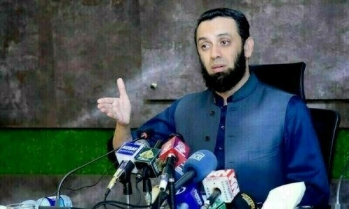 Tarar, Naqvi discuss important issues