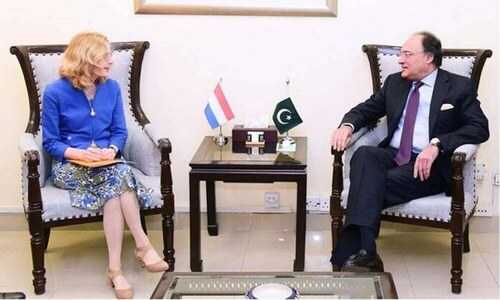 Netherlands envoy pays farewell call on Aurangzeb