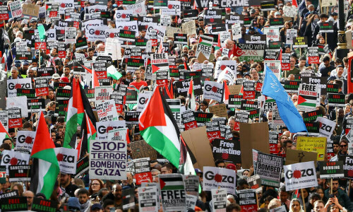 سڈنی ہاربر برج پر فلسطین کے حق میں ہزاروں افراد کا احتجاجی مارچ