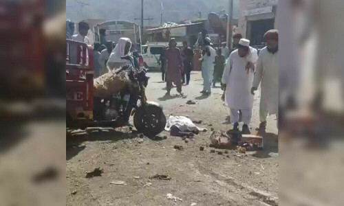 وانا بازار میں دھماکہ: 3 افراد جاں بحق، 14 زخمی