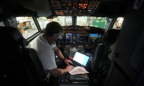Pilot union objects to India’s call for global code of conduct on pilot poaching