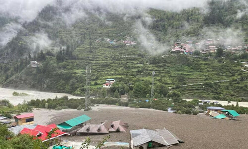 Toll of India Himalayan flood likely to be at least 70