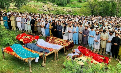پاکستان کے شمالی علاقوں میں موسلا دھار بارشوں کی تباہ کاریاں، تقریباً 200 افراد جاں بحق