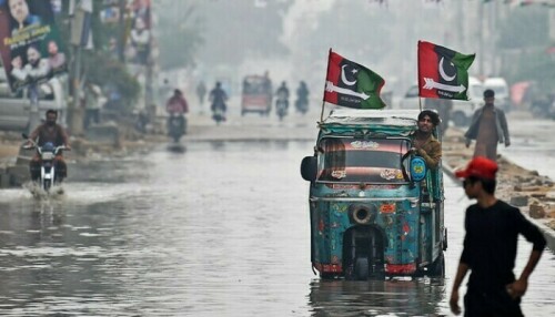 کراچی سمیت سندھ کے مختلف علاقوں میں موسلادھار بارش کا امکان