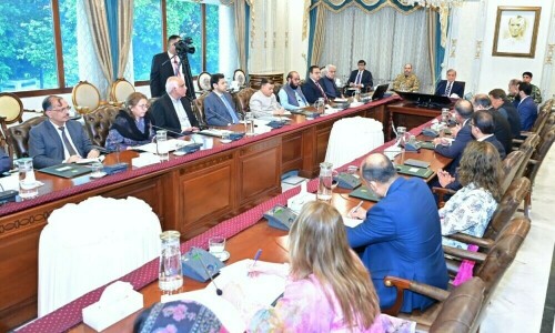 وزیرِاعظم کی زیر صدارت اجلاس، سیلاب سے متاثرہ علاقوں میں جاری امدادی کارروائیوں کا جائزہ لیا