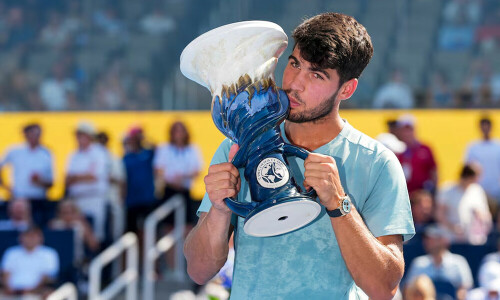 Alcaraz wins Cincinnati Open after ailing Sinner retires in final Alcaraz wins Cincinnati Open after ailing Sinner retires in final