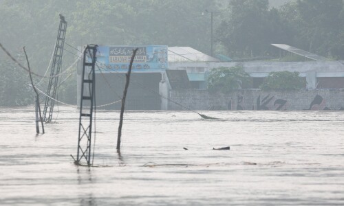 Downpour, water discharge by India likely to trigger &lsquo;severe flood&rsquo; in Ravi river