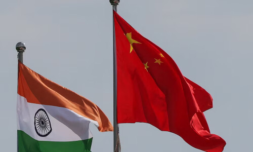 China&rsquo;s Xi meets India&rsquo;s Modi in Tianjin