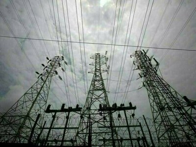 Solar duck curve dictating power dynamics