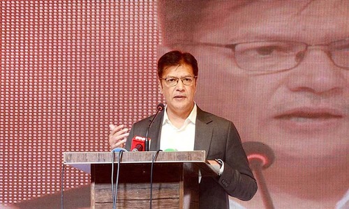 Governance and economic framework: Businessmen for fundamental restructuring