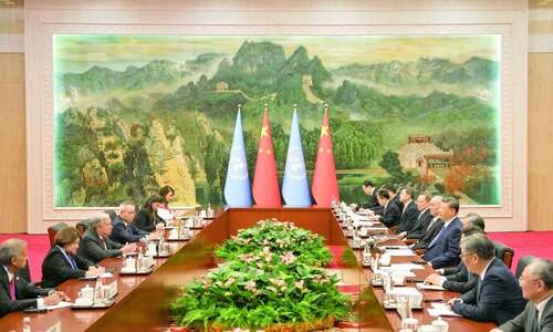 Xi welcomes leaders in Tianjin ahead of summit