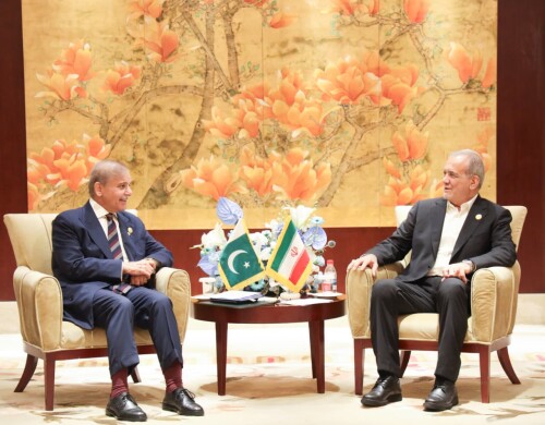 PM Shehbaz, Iranian President Pezeshkian review bilateral cooperation across multiple sectors PM Shehbaz, Iranian President Pezeshkian review bilateral cooperation across multiple sectors
