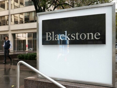 Blackstone buys $819 million trophy Paris office