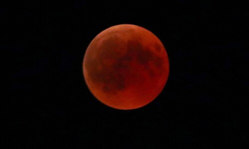 Pakistanis to witness &lsquo;Blood Moon&rsquo; on Sunday night
