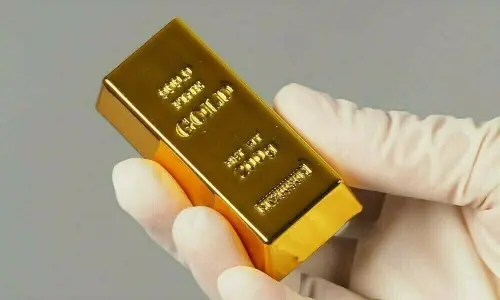 Gold hits another all-time high in Pakistan