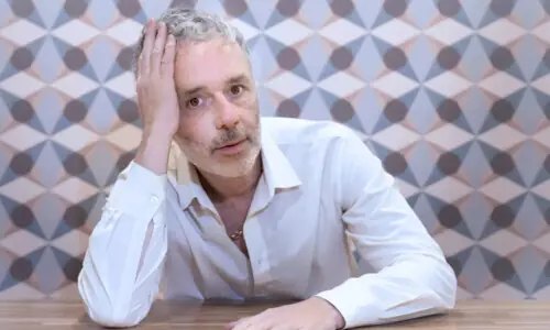 Britain’s Baxter Dury swaps ‘ponderous’ indie for dance music Britain’s Baxter Dury swaps ‘ponderous’ indie for dance music