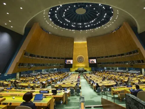 UN overwhelmingly endorses declaration on two-state solution for Palestinians, Israel