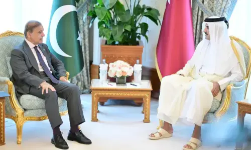وزیراعظم شہباز شریف پیر کو قطر میں عرب اسلامی سربراہی اجلاس میں شرکت کریں گے