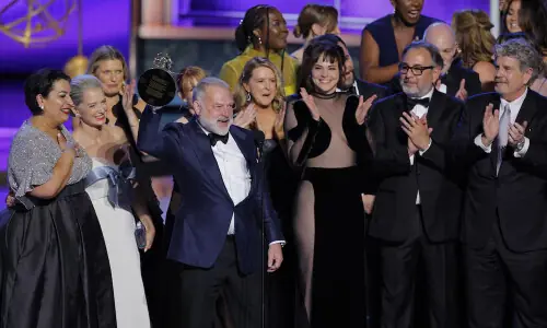 Hollywood celebrates ‘The Pitt’ and ‘The Studio’ at TV’s Emmy Awards Hollywood celebrates ‘The Pitt’ and ‘The Studio’ at TV’s Emmy Awards