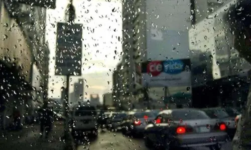 Light rain turns Karachi weather pleasant amid prediction for more rain