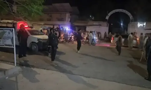 5 killed, 2 injured in blast at Chaman taxi stand