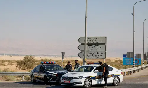 Israel reopens border crossing with Jordan