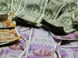 India to gross borrow 6.77 trillion rupees in October-March India to gross borrow 6.77 trillion rupees in October-March
