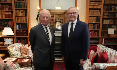 Australia PM says he did not raise republic question in meeting with King Charles Australia PM says he did not raise republic question in meeting with King Charles