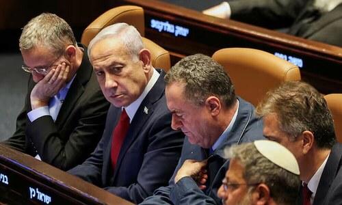Thousands of Israeli reservists report for duty as military chief clashes with ministers