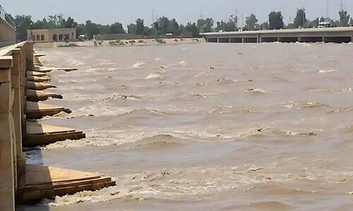 Flood flow of 600,000 cusecs to reach Guddu on 8th