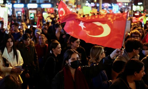 Tens of thousands join Ankara protest ahead of court showdown