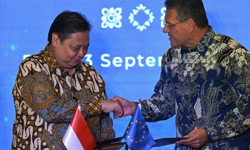 Indonesia, EU sign long-awaited trade deal