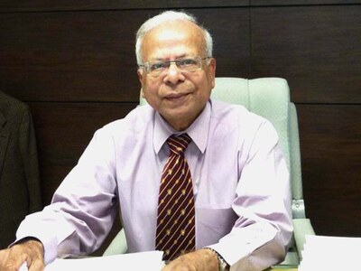 Climate change should be priority area: Ishrat: &lsquo;Water-food-energy nexus is responsible for environmental degradation in Pakistan&rsquo;