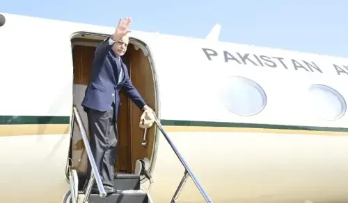 وزیراعظم شہباز تین روزہ سرکاری دورے پر ملائیشیا روانہ