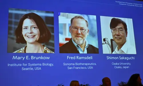 Immune system breakthrough wins Nobel medicine prize for US, Japan scientists