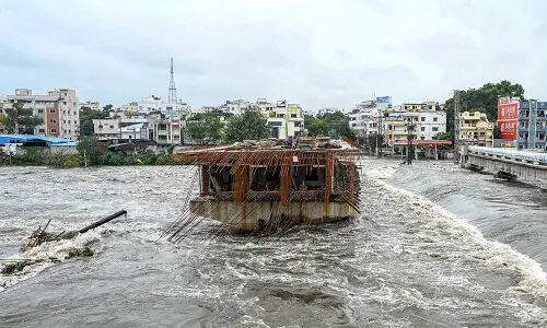 Heavy rains trigger floods, landslides killing scores in India&rsquo;s Darjeeling, Nepal